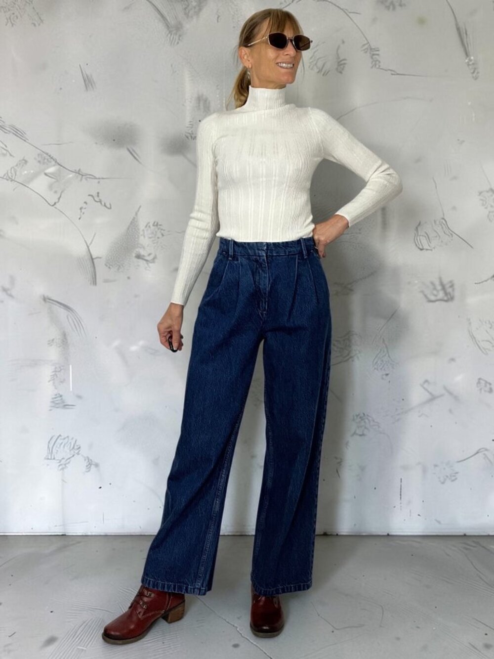 Abercrombie & Fitch F&A Curve Love Pleated Trouser Jeans 25 0 High Rise Wide Leg